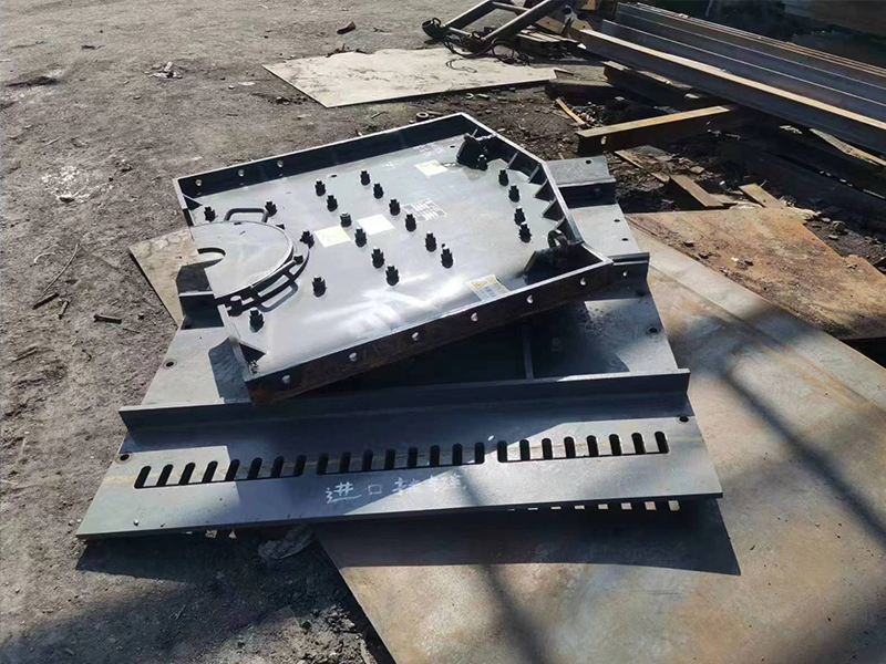 顎式破碎機(jī)材質(zhì)大解析 1 2024081402401123